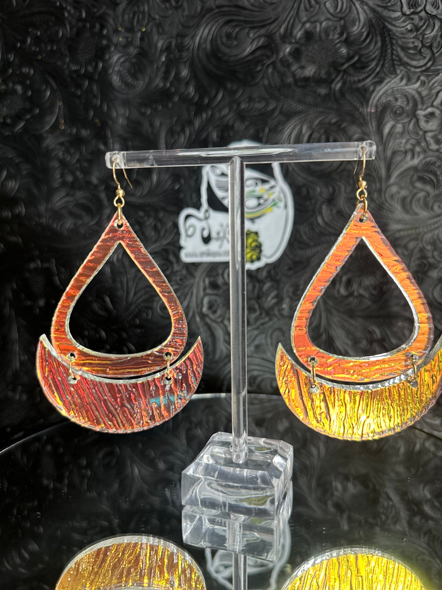 Iridescent Crescent Drop
