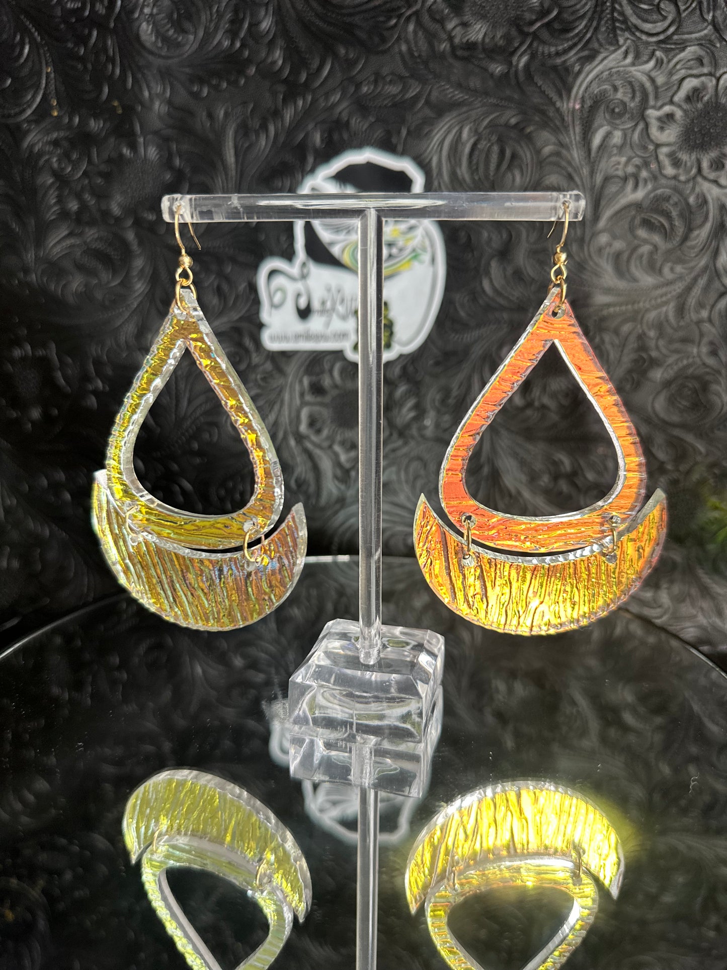 Iridescent Crescent Drop